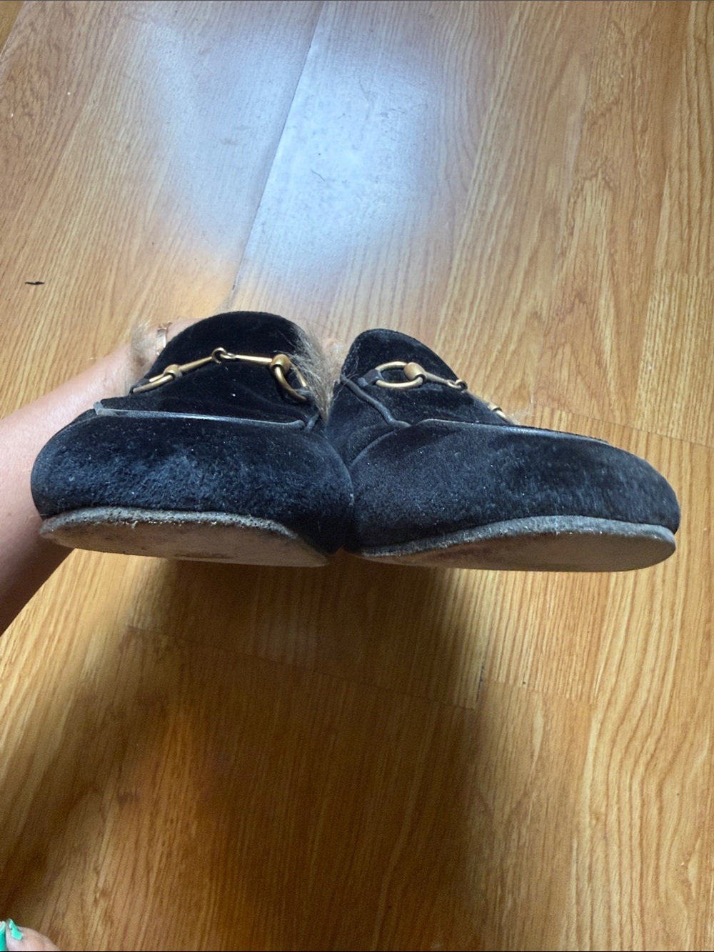 Gucci Black Suede Fur-Lined Horsebit Mules - Picture 5 of 8